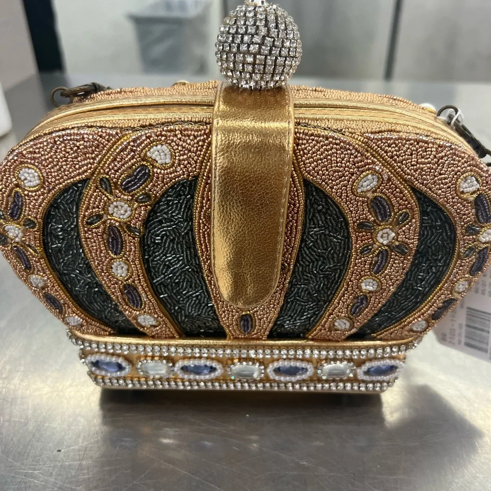 Mary Frances Queendom Crown Queen Gold Multi Beaded Handbag Purse - Picture 3 of 3